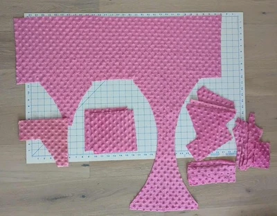 tela minky rosa con hoyuelos puntos pequeña yarda, 10+ piezas ver foto para tallas Foto 1 de 3