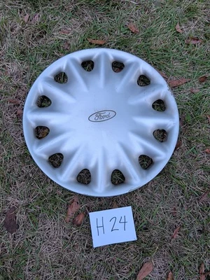 Cubierta de rueda tapacubos Ford Contour 1995-1999 14" 94BB-1130-CC OEM 921 Foto 1 de 3