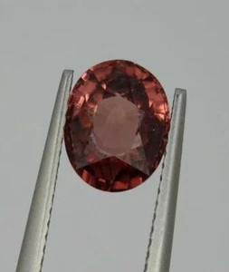 Natural 2.77ct oval Loose Red Zircon Gem,8.78mm x 6.92mm x 4.23m - Picture 1 of 1