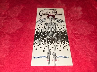 Boleto de concierto de colección para los muertos agradecidos año nuevo 31 de diciembre 1991 Oakland Coliseum Foto 1 de 2