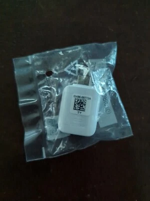 Samsung (GH96-09772A) OTG Adapter for Micro USB Devices - White - Image 1 of 4