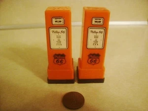 Vtg Advertising GAS Pump Salt Pepper Shakers PHILLIPS 66 COLLINS OIL Swea City! - Picture 1 of 6
