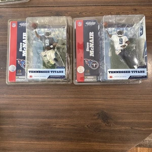 2 McFarlane NFL Series 8 Steve McNair Titans White Jersey Chase Variant & Blue - Imagen 1 de 9