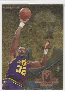 1994-95 Fleer Karl Malone Career Achievement #2 - Picture 1 of 2