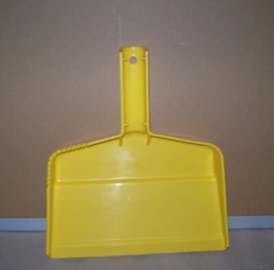Restaurant Equipment Bar Supplies CASE OF 6 CARLISLE PLASTIC DUST PAN YELLOW - Picture 1 of 2
