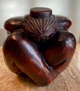 SMALL MODERNIST WOOD SCULPTURE OF WOMAN - Picture 1 of 8