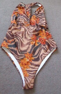ASOS DESIGN SWIMSUIT SIZE 12DD/E FLORAL - Picture 1 of 3