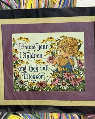 DISEÑO FUNCIONA Kit Punto de Cruz Contado Elogia a Tus Hijos 11" x 14" Nuevo en Paquete Foto 1 de 2