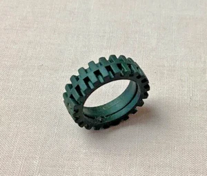 LEGO Parte Nº 61254: Banda de rodadura desplazada de neumáticos negros - Banda centro redondo - Imagen 1 de 6