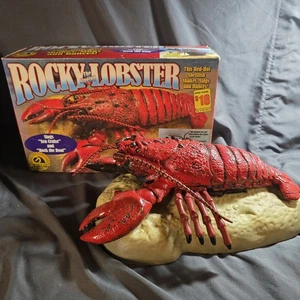 Gemmy 2000 ROCKY The Singing LOBSTER Sings Sea Cruise & Rock The Boat See Video - Bild 1 von 3