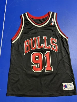 Camiseta deportiva vintage de los 90’s Champion RODMAN 91 Chicago Bulls visitante para hombre talla 44 usada en excelente estado Foto 1 de 4