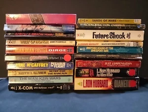 19 VTG Science Fiction Book Lot Shadowrun Alan Dean Foster X Com Arthur C Clarke - Picture 1 of 11