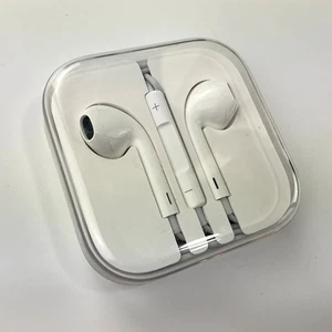 Original Authentic Apple Wired Aux iPhone iPad iPod Ear Buds White 3.5 mm Jack - Picture 1 of 8