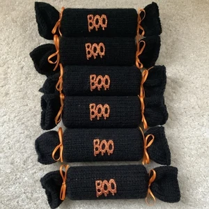 6 New Hand Knit Fill Your Own Halloween Black/Orange BOO Crackers - Picture 1 of 9