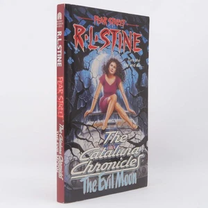The Evil Moon (Fear Street: The Cataluna Chronicles, No. 1) by R L Stine - Imagen 1 de 3