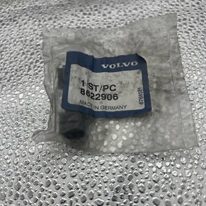 Roof Molding Clip oem part number 8622906 VOLVO - Bild 1 von 4