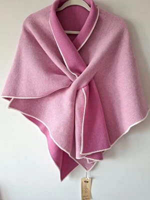 PINK REVERSIBLE CASHMERE WOOL BLEND SHAWL WRAP PONCHO - Made in Italy - BNWT - Image 1 of 4