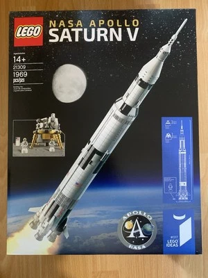 LEGO Ideas: NASA Apollo Saturn V (21309) - Image 1 of 4