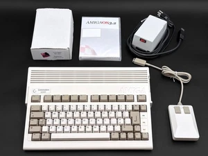 Commodore Amiga 600 w/ Furia 33MHz '020 Accelerator & 11.5MB RAM Computer +more! - Zdjęcie 1 z 24