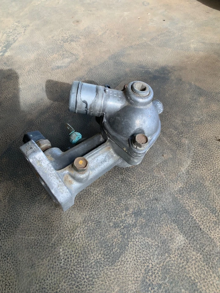 Proton Jumbuck Thermostat housing - image 1 of 2