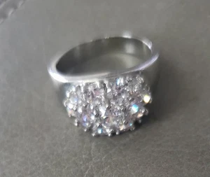 Funkelnder Vintage CZ Cluster Ring - Größe 9 - Silber - Bild 1 von 3
