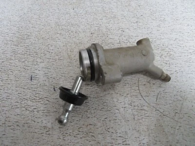 16 KAWASAKI TERYX 4 KRT 800 REAR BRAKE SLAVE CYLINDER STOCK OEM #0182 - Изображение 1 из 4