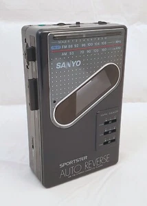 SANYO WALKMAN Portable Cassette Player MGR 87 Riproduttore Cassette SPORTSTER - Picture 1 of 13