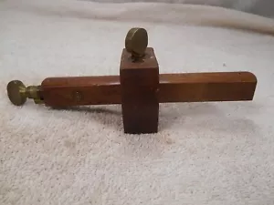 ANTICO STRUMENTO PER LA LAVORAZIONE DEL LEGNO IN OTTONE E LEGNO MORTASA (V. Scafo) - Foto 1 di 5