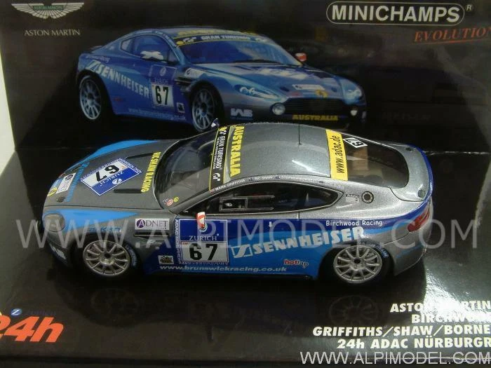 Aston Martin Vantage V8 N24  Nurburgring 2010 Griffith 1:43 MINICHAMPS 437101367 - Immagine 1 di 1