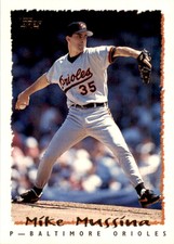 1995 Topps Mike Mussina Baseball Cards #50