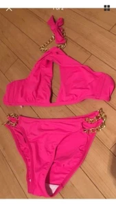 Bikini Little Mistress Talla 8 Fucsia Rosa Cadena Detalle Recortado Nuevo con Etiquetas - Imagen 1 de 4