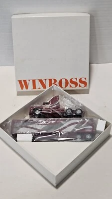 Vintage Winross Ford Trucks Aeromax 120 Hard Runner Tractor Trailer 1/64 - Image 1 of 4