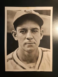 1938 Pressefoto August "Augie" Galan, linker Feldspieler für Chicago Cubs 28.09.1938 - Bild 1 von 2