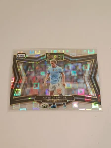 Kevin De Bruyne 2024-25 Seleziona FIFA Calcio Pandora Prizm Card #226 Livello Campo - Foto 1 di 2