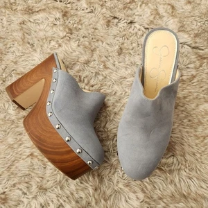 Zuecos Jessica Simpson Dalila con plataforma de gamuza sintética tachonados azul ceniza para mujer 6,5 - Imagen 1 de 12