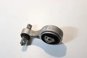 MASERATI GHIBLI M157 3.0 DIESEL ENGINE MOUNT 06700042970 - Picture 1 of 5
