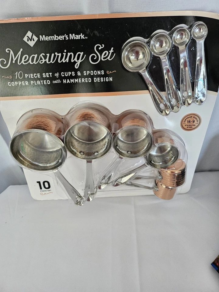 Juego de 10 tazas y cucharas medidoras de cobre martillado de acero inoxidable Members Mark  Foto 1 de 4