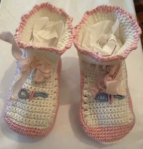 Vintage Handmade Baby Booties WHITE,PINK, BLUE ACCENT 2" X 4" X 2 1/2" HIGH - Picture 1 of 9