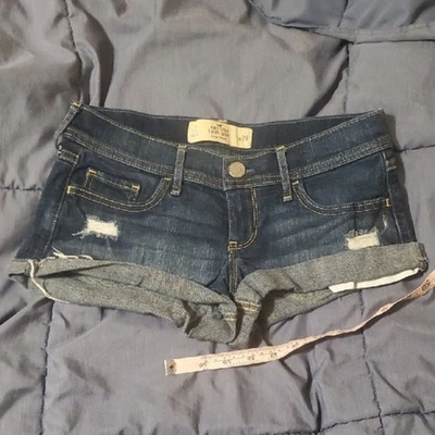 Pantalones cortos Hollister tiro bajo para mujer talla 3 junior tiro bajo tiro azul bordado Foto 1 de 4