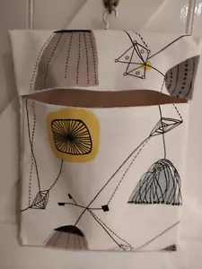 HANDMADE FABRIC PEG BAG SANDERSON 1950s STYLE FABRIC. X LARGE. LINED/WOOD HANGER - Picture 1 of 4