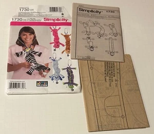 UNCUT 2012 Simplicity Sewing Pattern 1730 Stethoscope Covers 5 Animal Designs - Picture 1 of 2