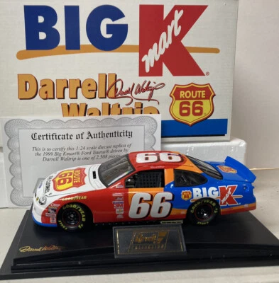 Revel NASCAR #66 1999 Darrell Waltrip Big K Mart Ford Route 66 Taurus 1:24. Foto 1 de 2
