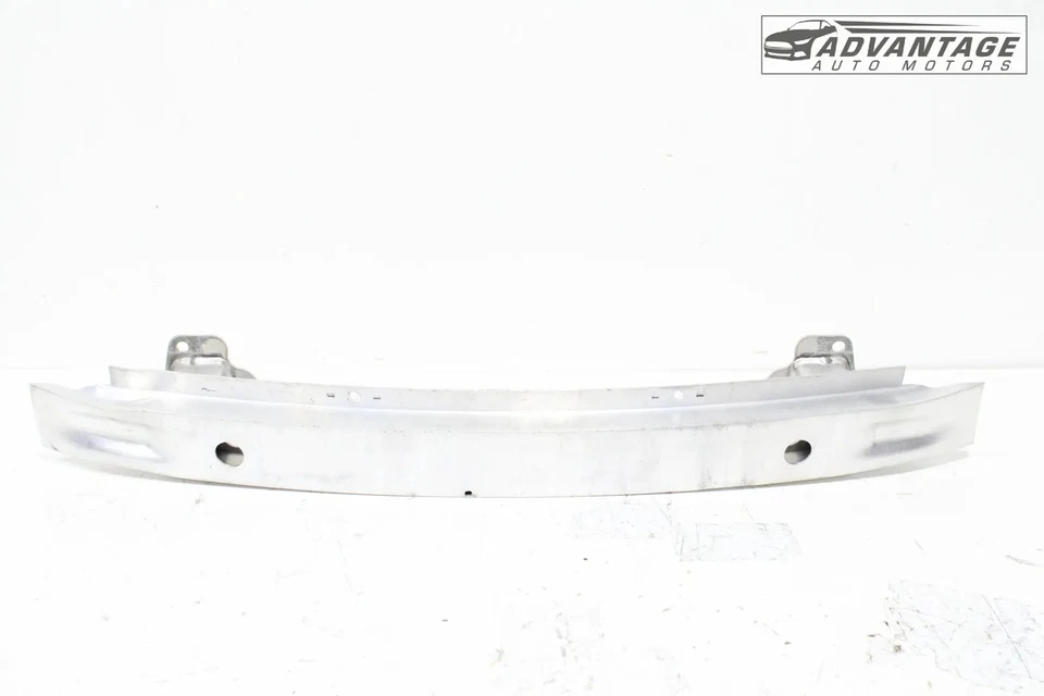 Chevrolet Camaro 2016-2024 parachoques trasero barra de refuerzo barra de refuerzo OEM Foto 1 de 4