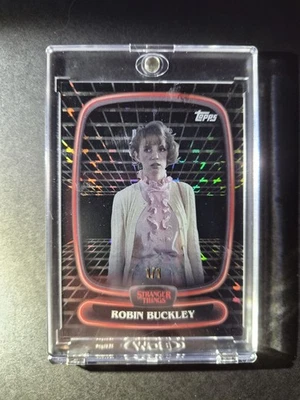 2025 Topps High Tek Stranger Things Robin Buckley Void Black Diffractor 1/1 - Image 1 of 4