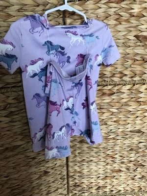 全新无标签儿童 10 码睡衣套装 — 第 1/2 张图片