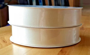 2 cintas estampadas muy vainilla 2 rollos de cinta satinada RETIRADA 5/8" - Imagen 1 de 1