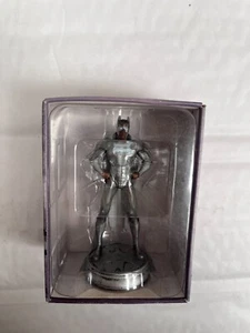 FIGURA DE AJEDREZ DE DC COMICS COLECCIÓN NÚMERO 23 FIGURA ALA DE MURCIÉLAGO MODELO EAGLEMOSS - Imagen 1 de 2