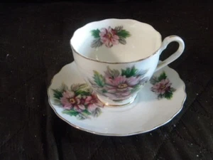 Tazza da tè e piattino vintage Royal Sealy China finitura oro design floreale usato - Foto 1 di 4