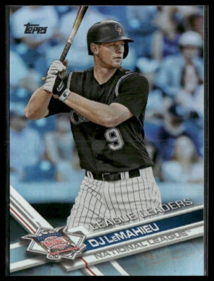 DJ LeMahieu #81 2017 Topps Rainbow Foil Colorado Rockies - Image 1 of 2
