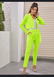 Tuta donna Oh Polly nuova taglia 2 blazer ritagliato fluo pantaloni dritti con cintura - Foto 1 di 24